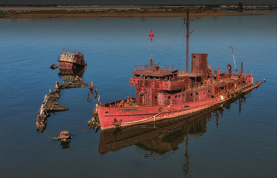 Shipwreck Photograph by Susan Candelario