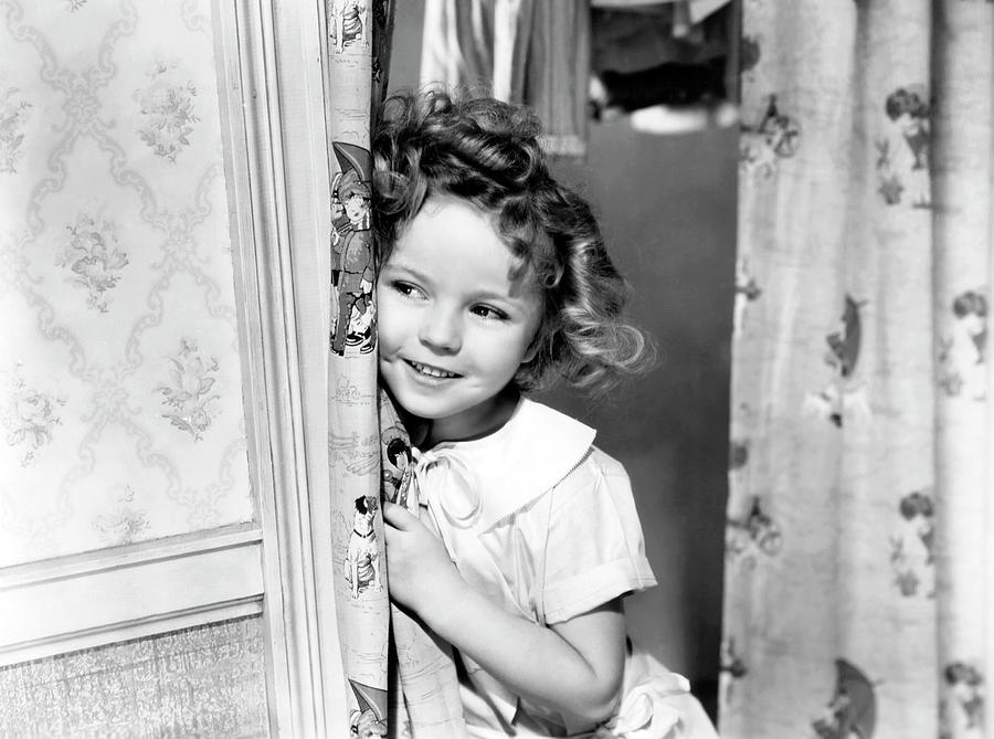 Shirley Temple Photograph - SHIRLEY TEMPLE in BABY, TAKE A BOW -1934-, directed by HARRY LACHMAN. by Album
