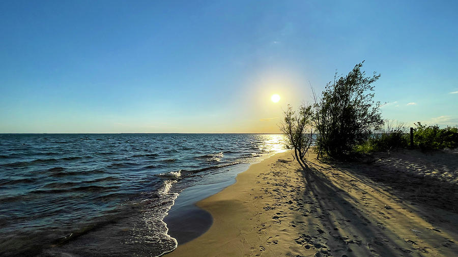 Shores of Lake Huron Photograph by Todd Smedstad