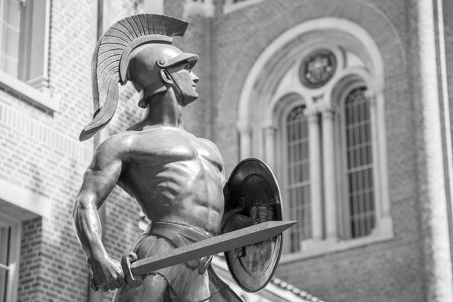 Side Of Usc Trojan Statue At Usc Photograph