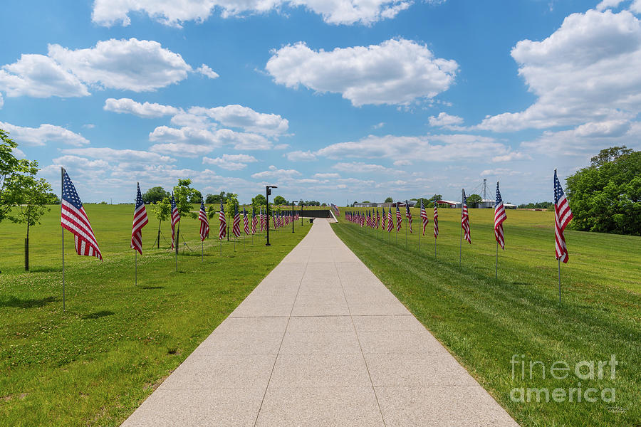 Sidewalk To MO Veterans Memorial Vietnam Wall Photograph by Jennifer White