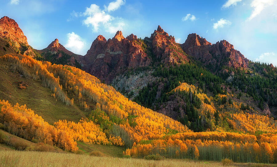 Sievers Mountain Maroon Bells In Autumn Photograph by Dan Sproul