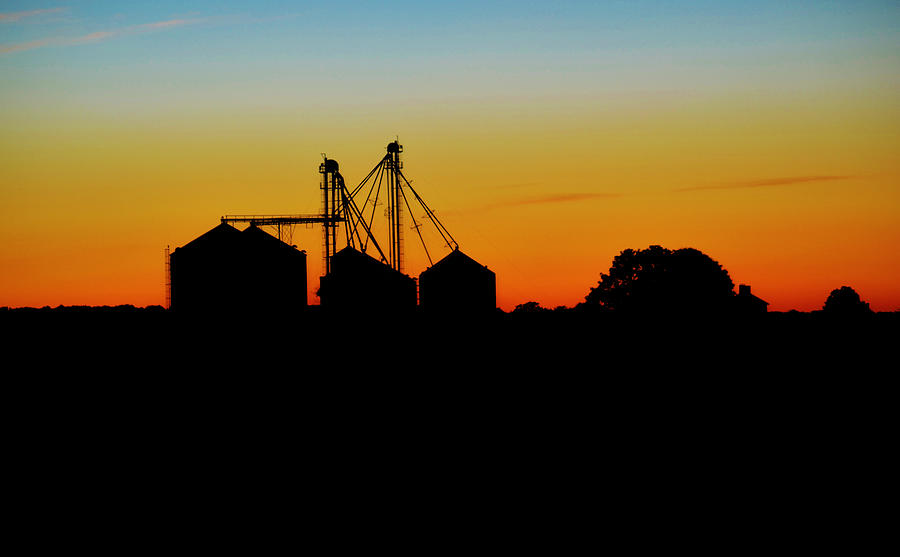Silhouette Farm - Delmarva Sunset Photograph by Billy Beck