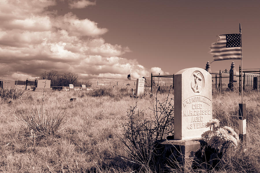 Silver Cliff Cemetery Photograph by John Bartelt