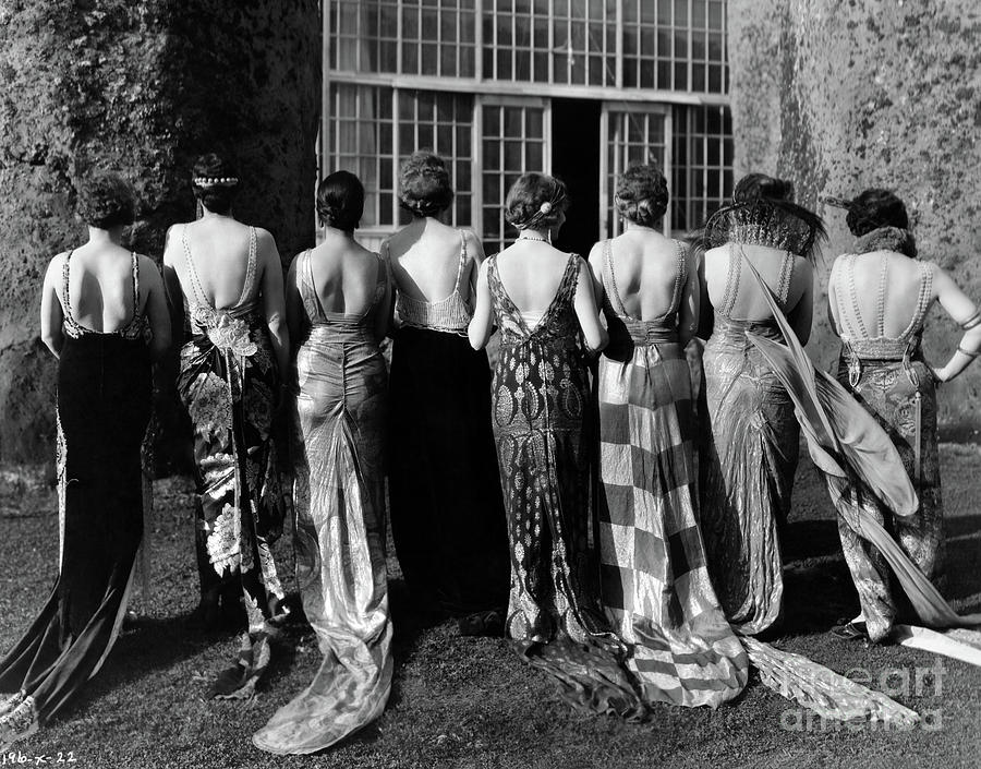Sinners In Silk - 1920s Female Backsides Photograph