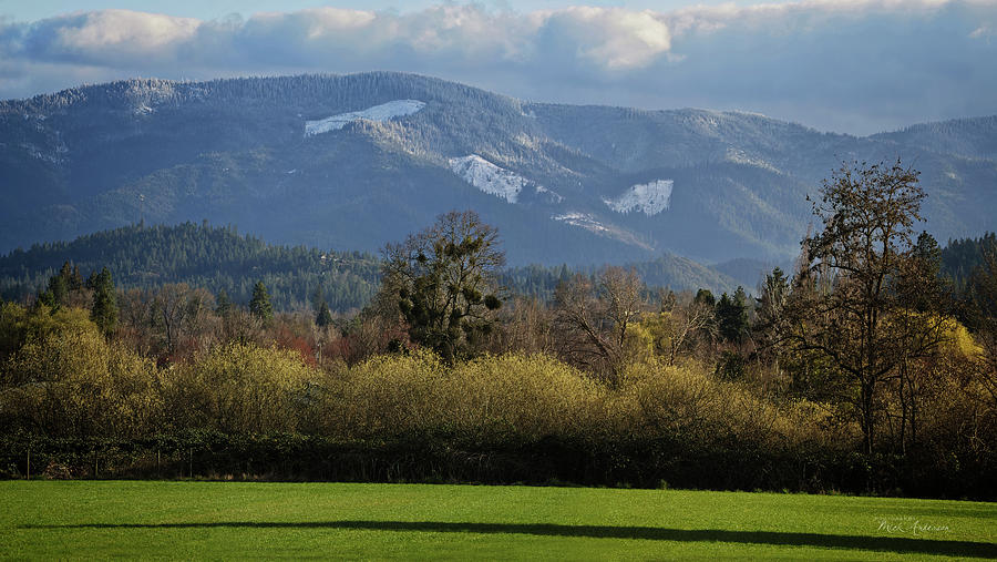 Siskiyou Mountain Snow Photograph by Mick Anderson