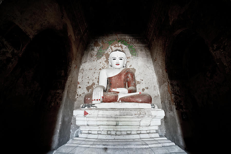Sitting Buddha, Bagan, Myanmar Photograph by Lie Yim