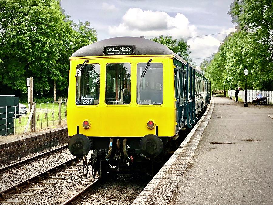 BR Class 116 and 122 DMU Set Photograph by Gordon James