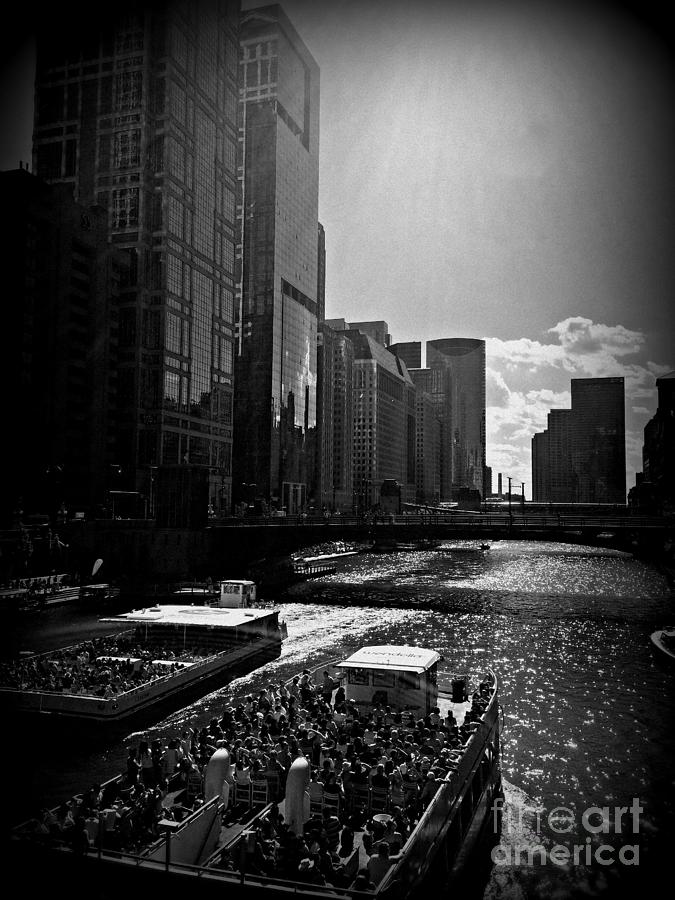 Skyline River Tours - City of Chicago Photograph by Frank J Casella