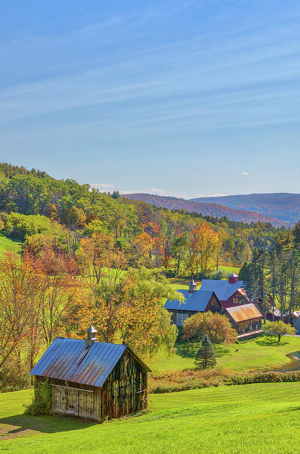 Sleepy Hollow Farm and Fall Colors in Pomfret Vermont Photograph by Juergen Roth