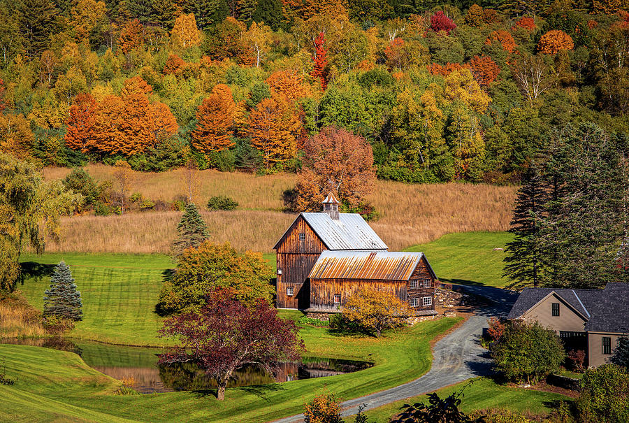 Sleepy Hollow Farm In Fall Vermont Photograph by Dan Sproul