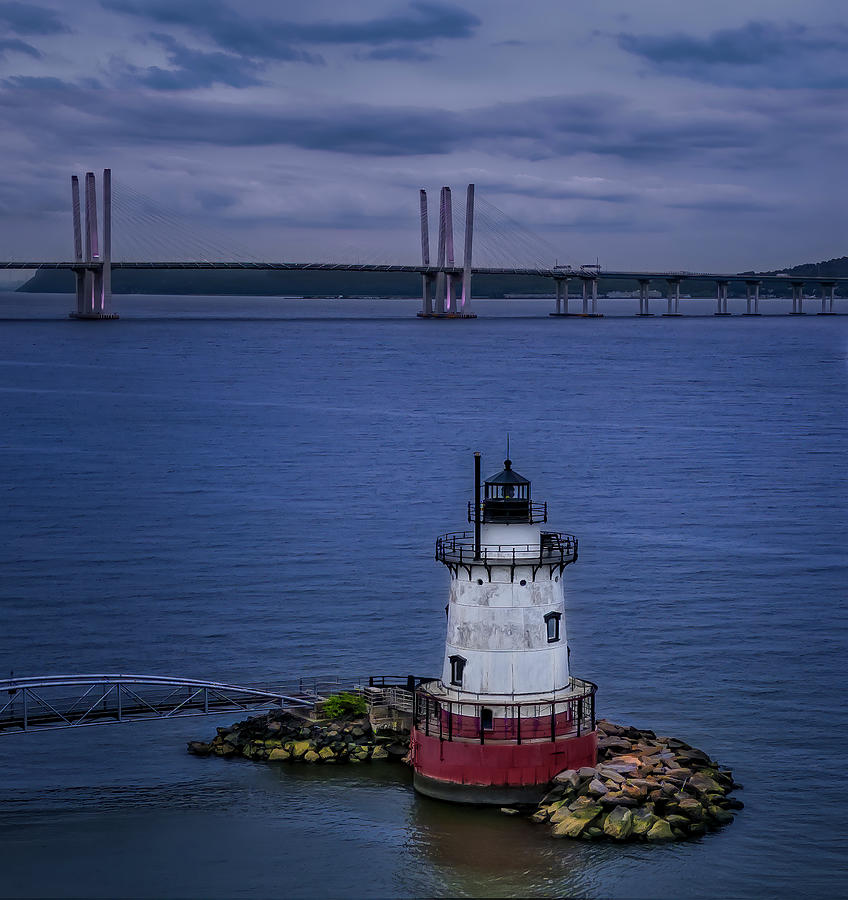 Sleepy Hollow Light Tappan Zee Photograph by Susan Candelario