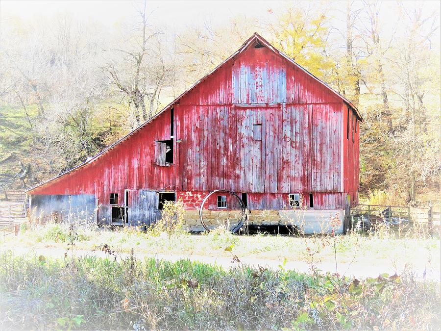 Small Red Iowa Barn  Photograph by Lori Frisch