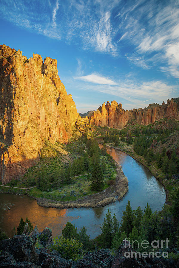 Bend Photograph - Smith Rock River Bend by Inge Johnsson