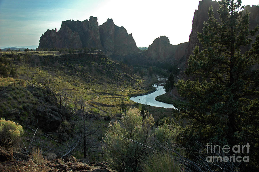 Smith Rock State Park Photograph by Cindy Murphy