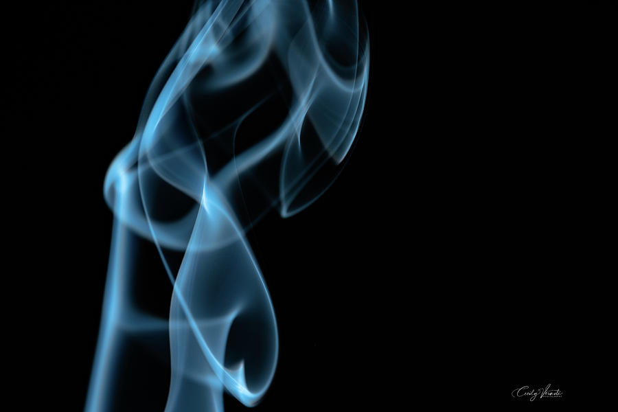 Abstract Photograph - Smoke Trails Four by Cecily Vermote