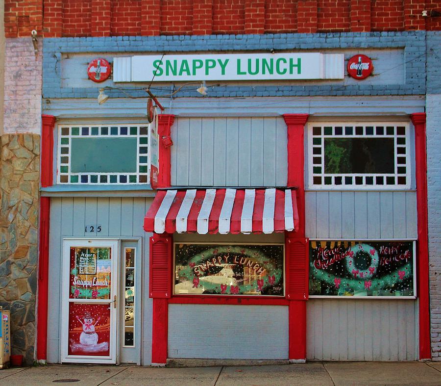 Snappy Lunch Photograph by Cynthia Guinn
