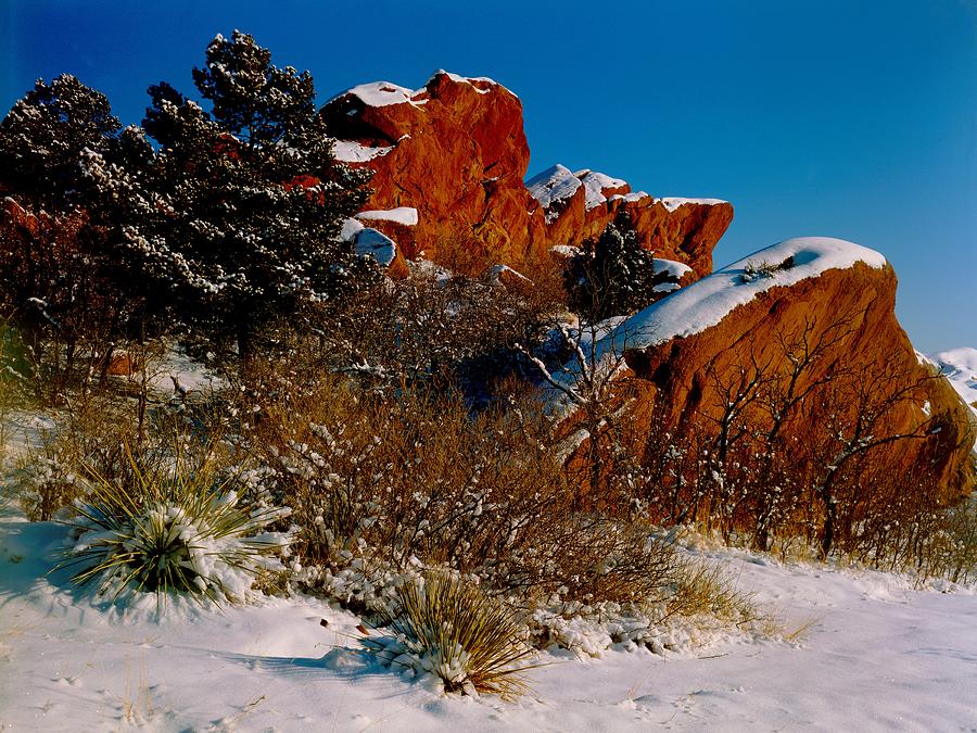 Snowy Rock Formations Garden Of The Gods Colorado Photograph By Chris Wetherill