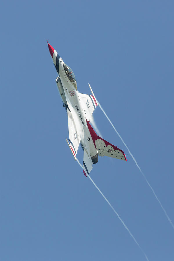 Falcon Photograph - Solo Air Force Thunderbird by Dale Kincaid
