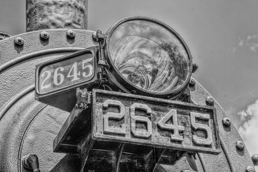 Soo Line Locomotive 2645 Headlight BW Photograph by Dale Kauzlaric