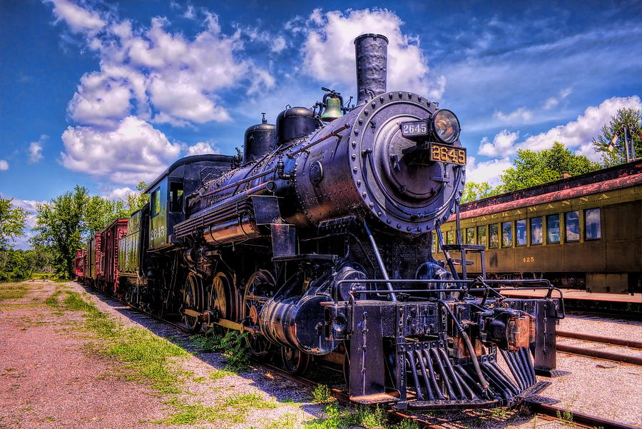 Soo Line Locomotive 2645 Under Sunny Skies Photograph by Dale Kauzlaric