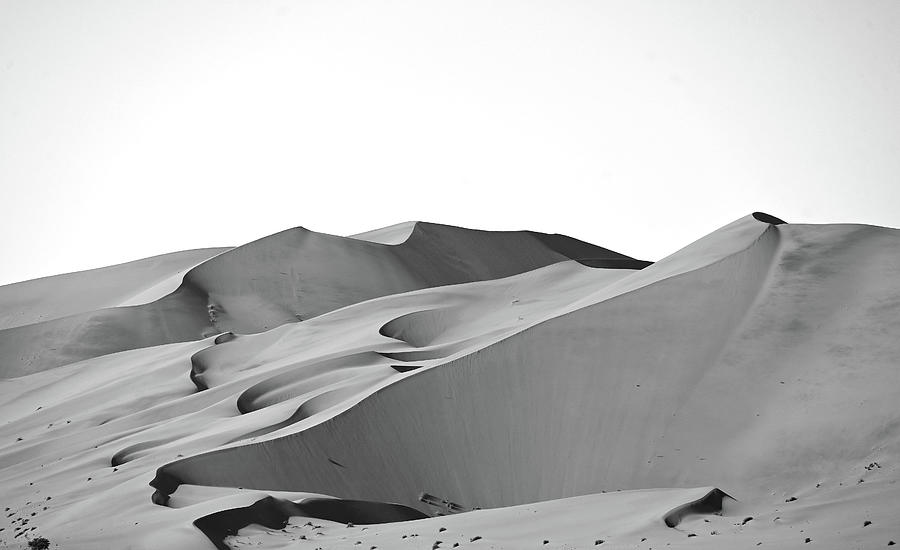 Pattern Photograph - Sossuvlei Namibia Dune Wind Pattern in Black and White by Sherilyn Harper