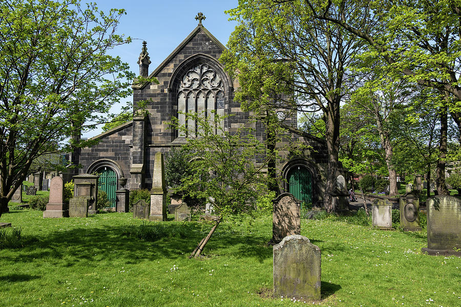 South Leith Parish Church In Edinburgh Photograph by Artur Bogacki