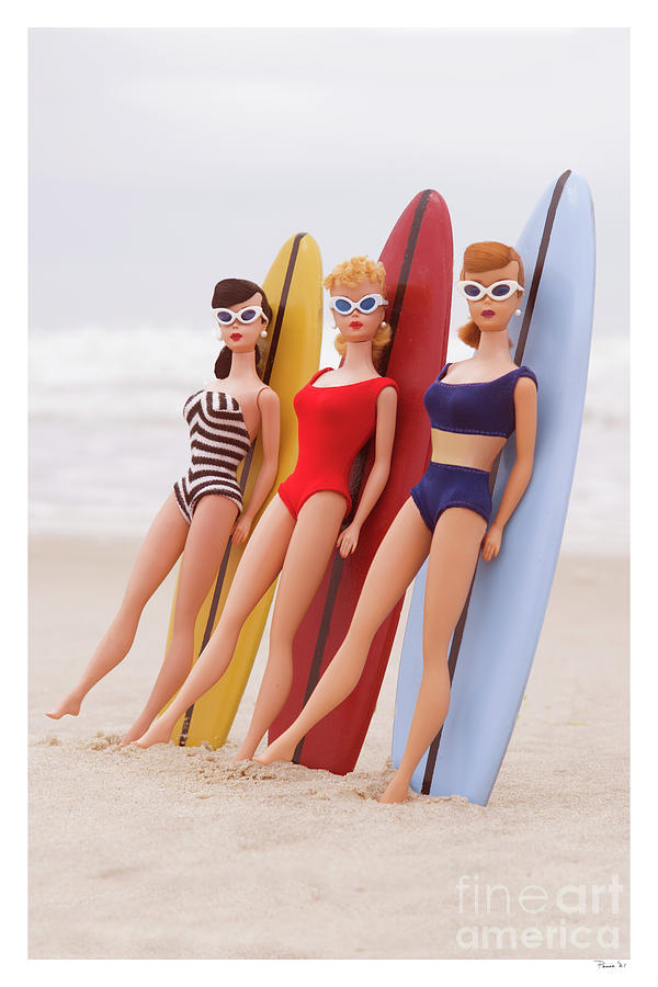 Southampton Surf Girls Digital Art by David Parise
