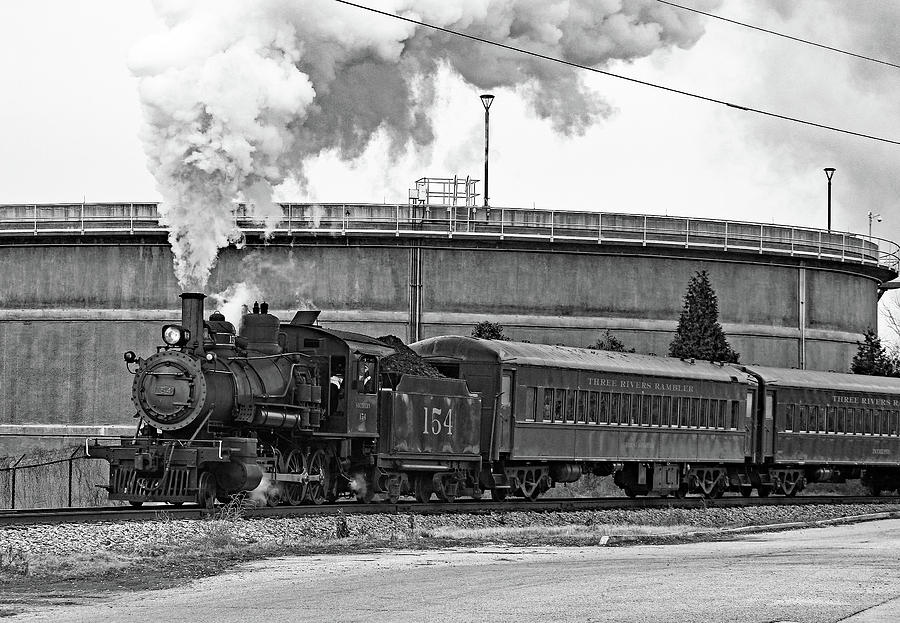 Southern Railway 154 F Photograph by Joseph C Hinson