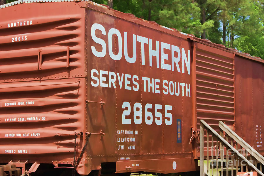 Southern Serves the South Train Photograph by Roberta Byram