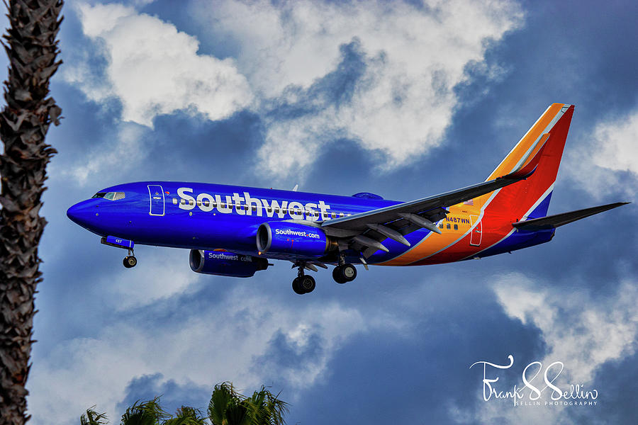 Southwest 737 Landing Photograph by Frank Sellin