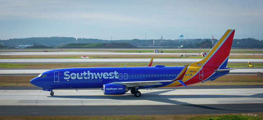 Southwest Jet N8511K Arriving Hartsfield-Jackson Atlanta International Airport Art Photograph by Reid Callaway