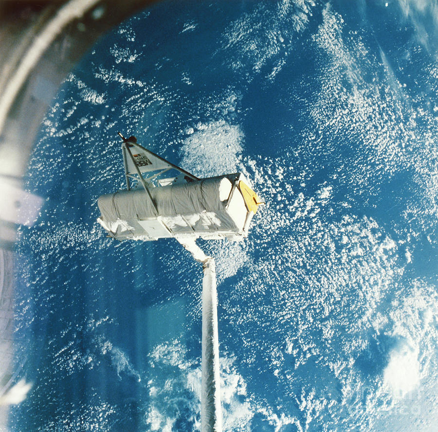Space Shuttle Challenger Manipulator Arm, 1983 Photograph by Granger