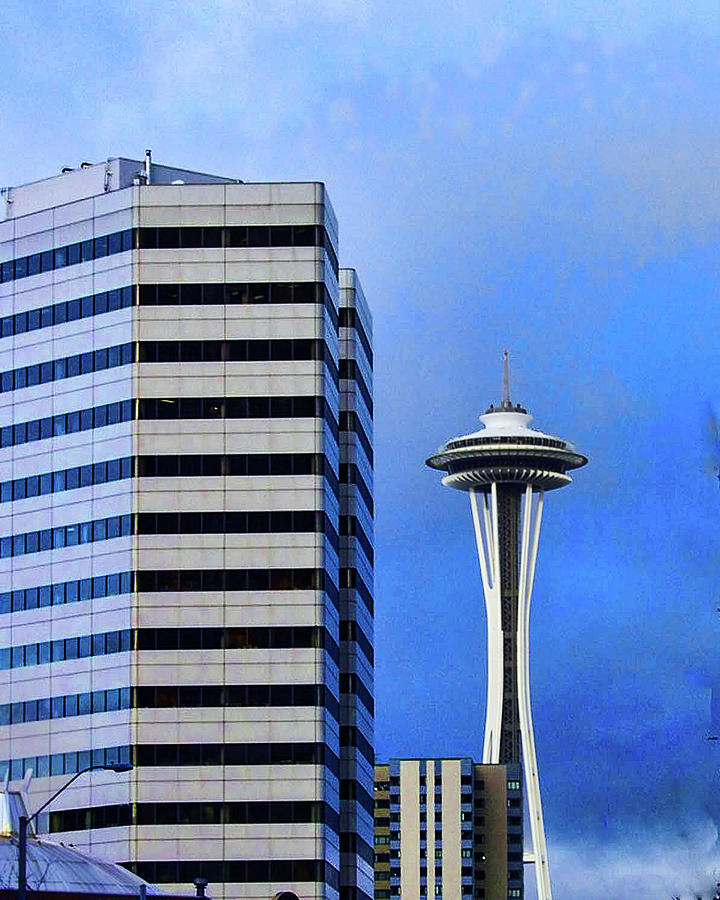 Space Needle Photograph by Ron Roberts