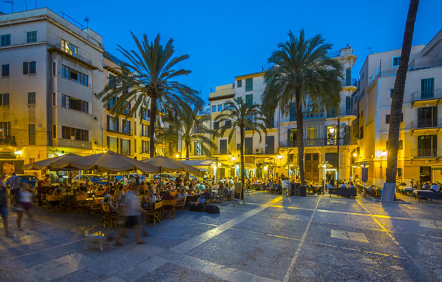 Spain, Mallorca, Palma de Mallorca, restaurants at Paseo Sagrera by night Photograph by Westend61
