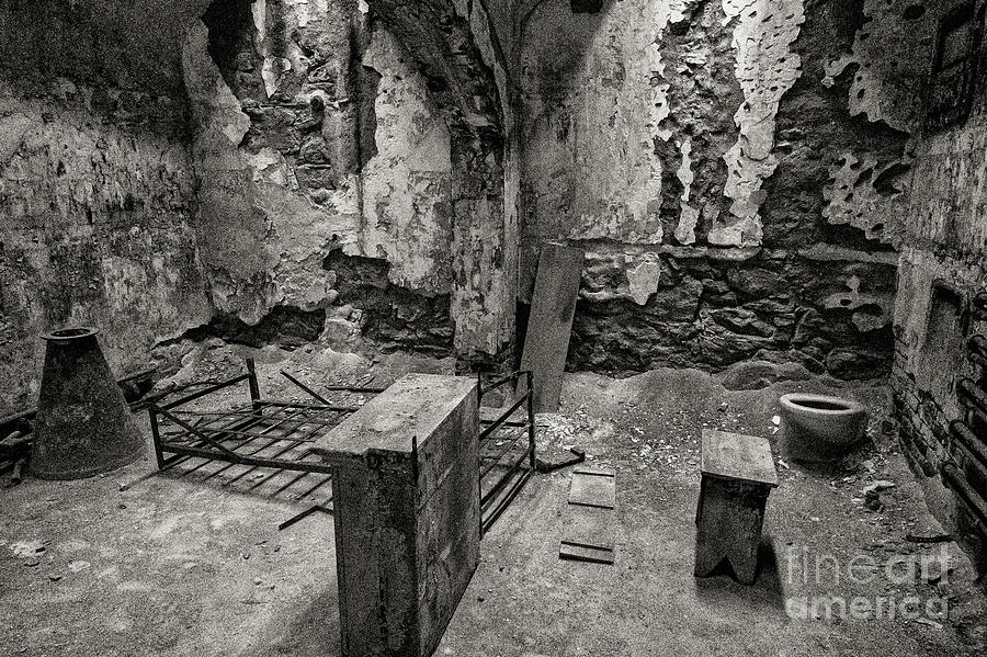 Sparce Jail Cell in Eastern State Penitentiary 3 Photograph by Bob Phillips