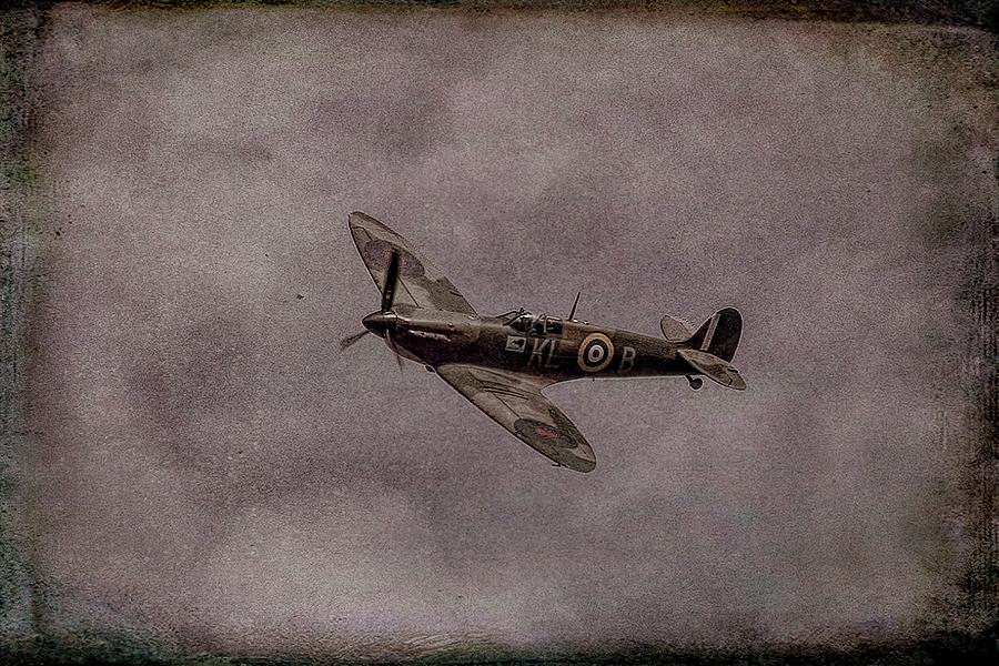 Spitfire Returns Vintage  Photograph by David Pyatt