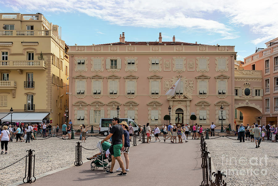 Square in front of the palace of the Prince of Monaco. Photograph by Marek Poplawski