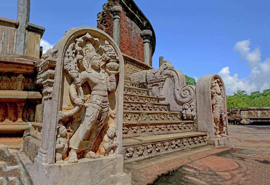 Sri Lanka Vatadage Temple Photograph By Saman Weeratunga