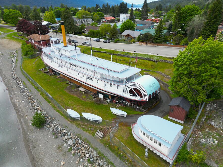 S.S. Moyie in kaslo, British Columbia 2 Photograph by Robert Randall ...