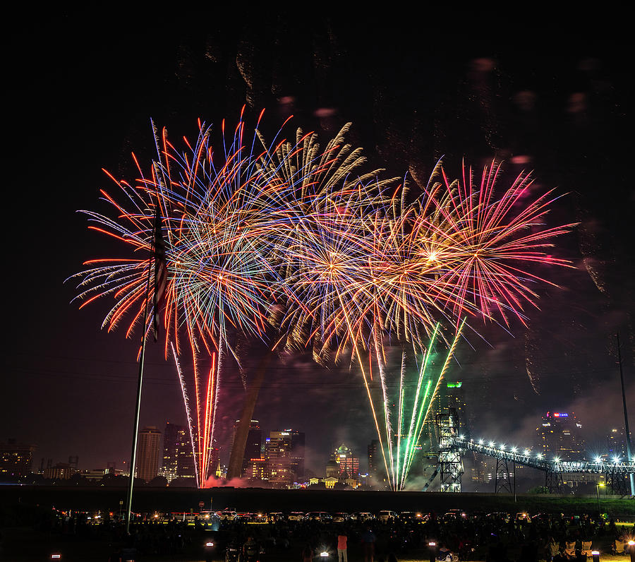 St. Louis Fireworks Photograph by Matthew Chapman Fine Art America