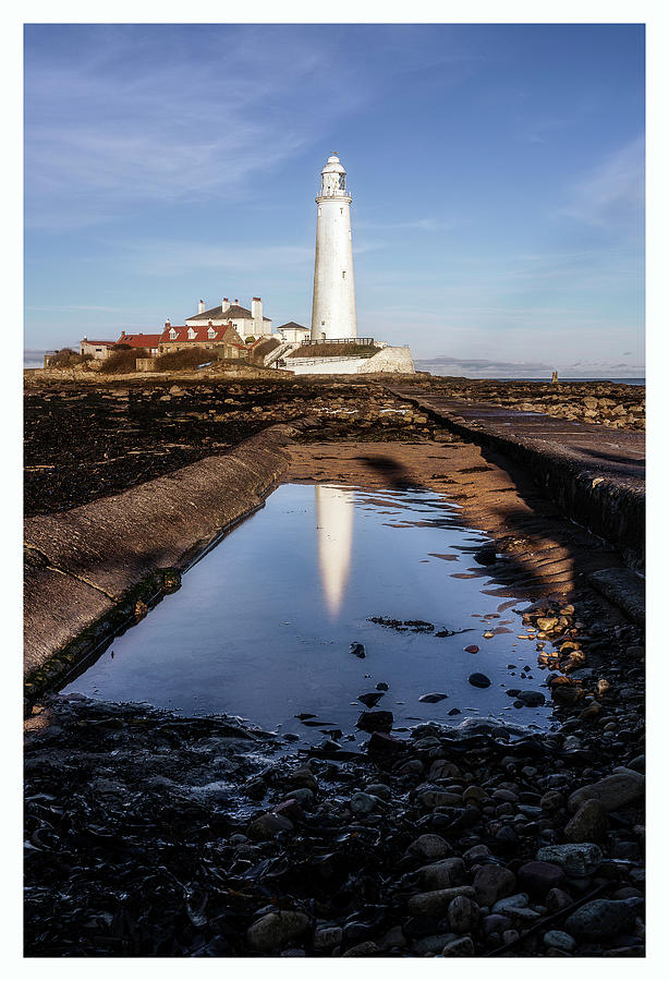 St. Mary's Lighthouse Photograph by Harrison Davies - Fine Art America