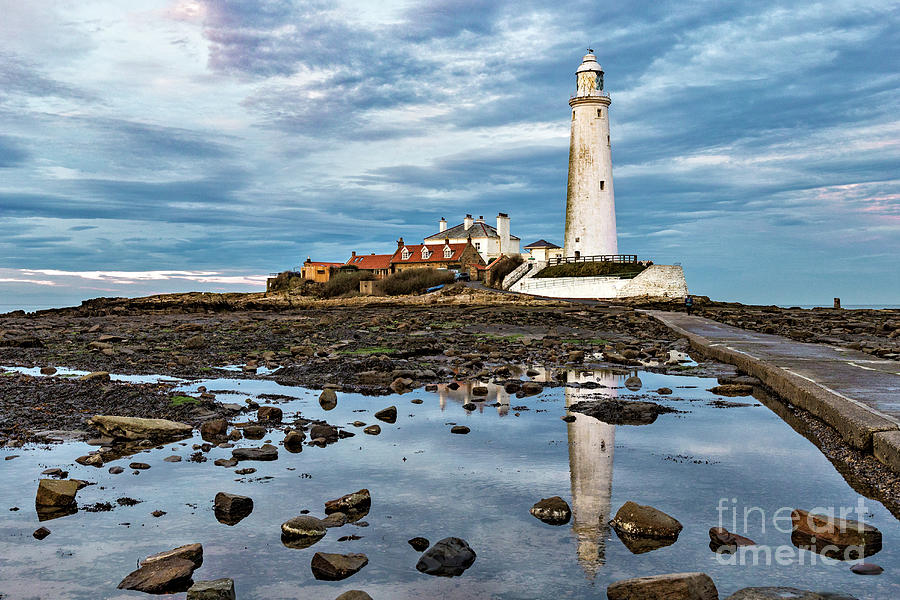 St Marys Lighthouse, Whitley Bay Photograph by Tom Holmes Photography