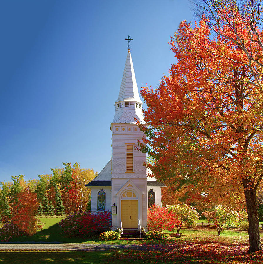 St Mathews in Autumn splendor Photograph by Jeff Folger
