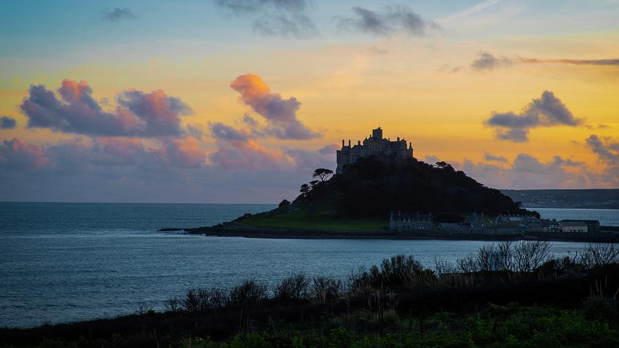 St Michaels Mount, Sunset Photograph by Jean Gill