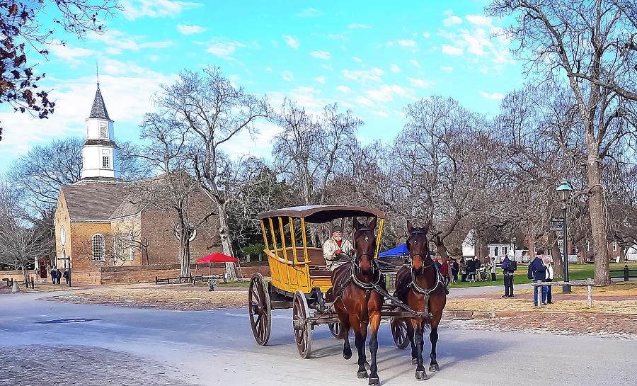 Stage Coach Ride Through Colonial Williamsburg VA Photograph by Ola Allen