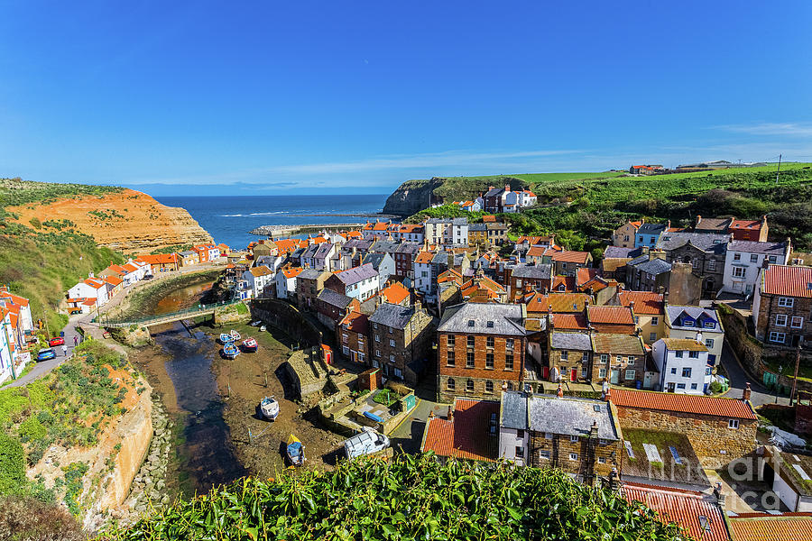 Staithes, North Yorkshire Photograph by Tom Holmes Photography