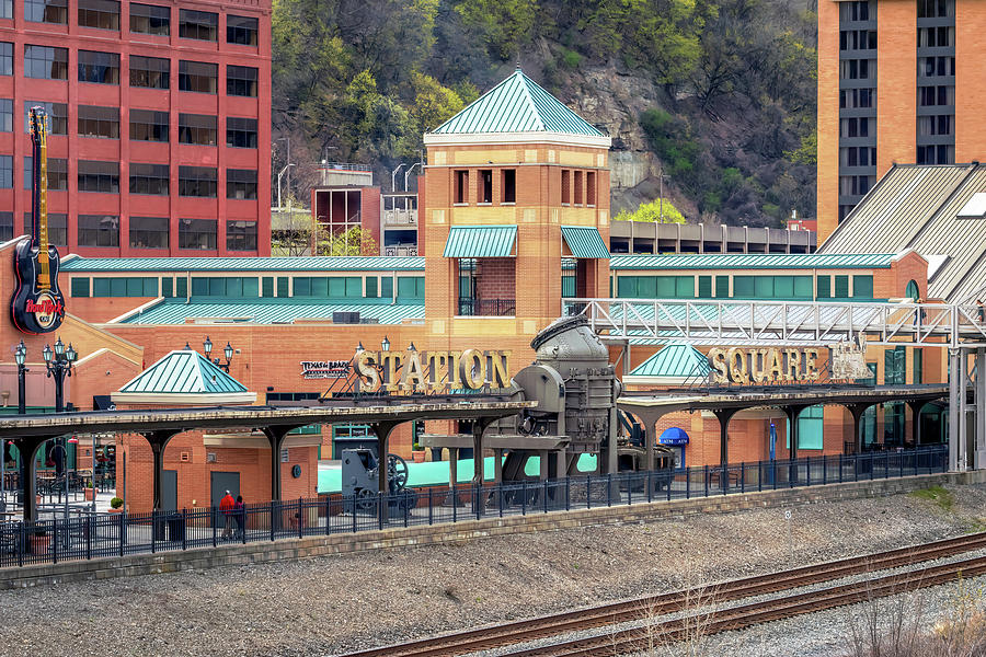 Station Square - Pittsburgh, Pennsylvania Photograph by Susan Rissi Tregoning