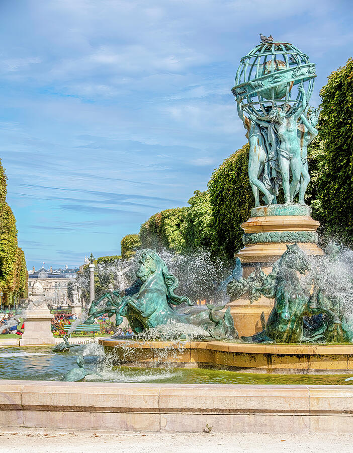 Statue And Fountain At Luxembourg In Paris, France Photograph