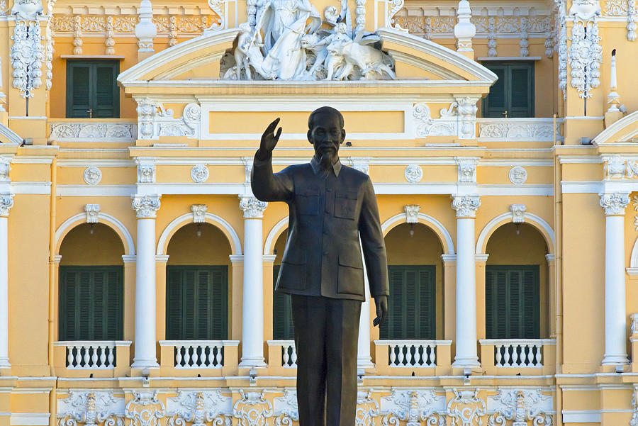 Statue of Ho Chi Minh Photograph by Keren Su